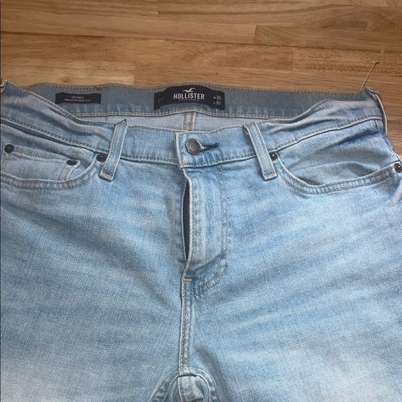 Hollister Men's Denim Jeans in Light Blue - Picture 4 of 4
